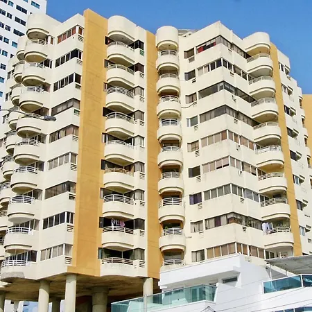 Beachfront Bliss - Luxury With Breathtaking Views Apartamento *