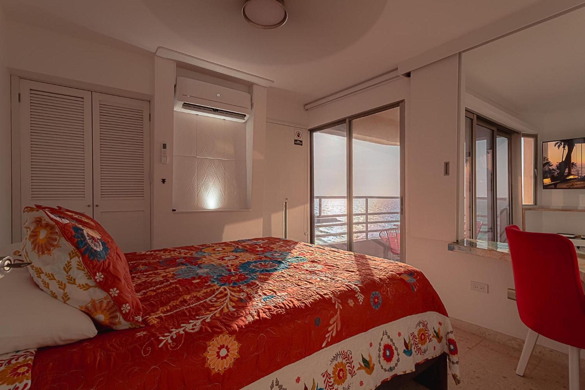 Apartamento Beachfront Bliss - Luxury With Breathtaking Views *