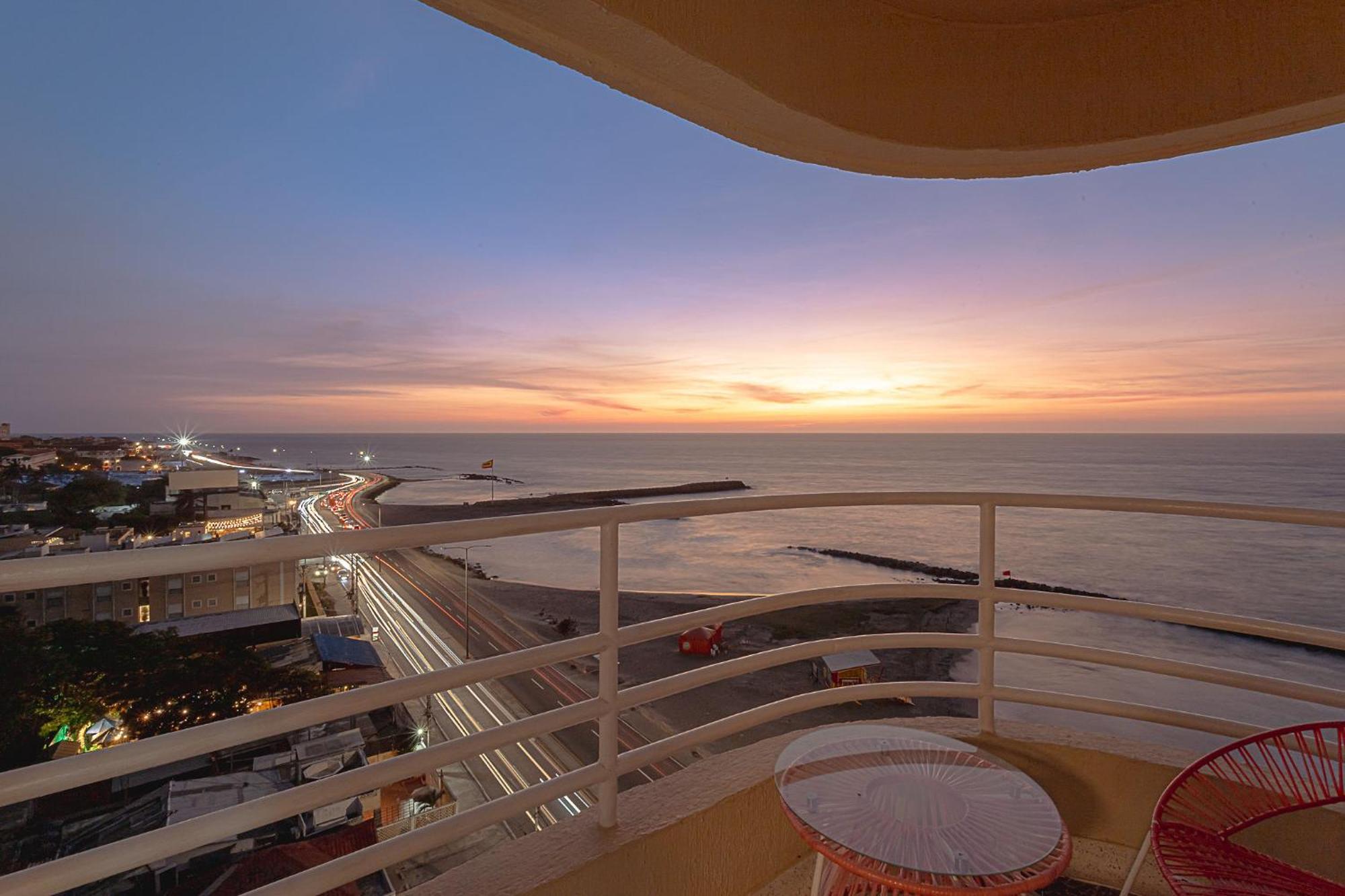 Apartamento Beachfront Bliss - Luxury With Breathtaking Views Cartagena