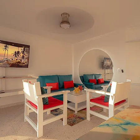 Beachfront Bliss - Luxury With Breathtaking Views